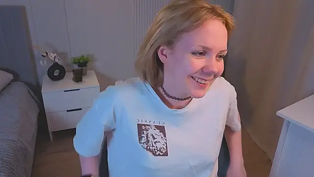 Онлайн чат XXX marilynie