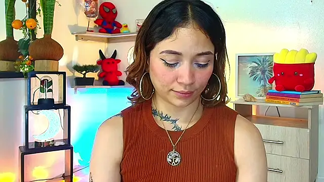 alisson_zafiro_'s Live XXX Chat