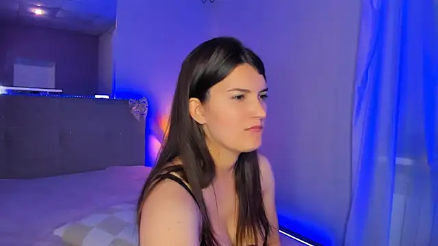 Chat XXX ao vivo de Laura_Leee