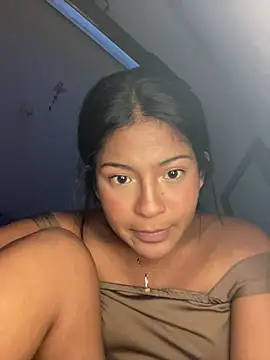 Chat +18 de LeahBar ao vivo
