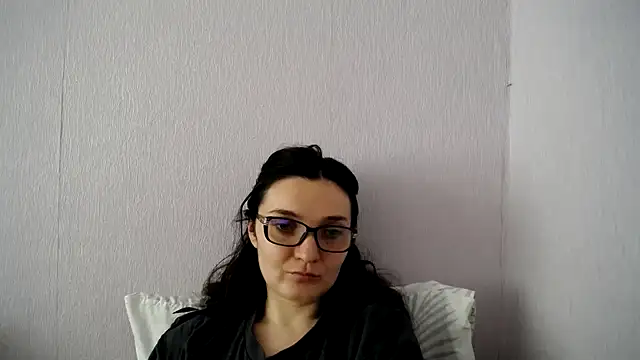 Shiny_gine Chat XXX in diretta