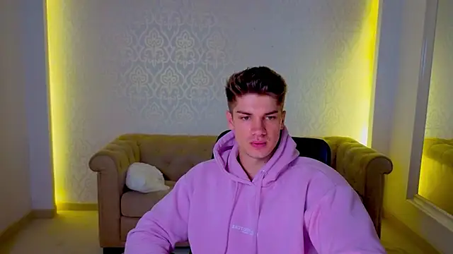 XXX chat uživo modela MaxKaiden