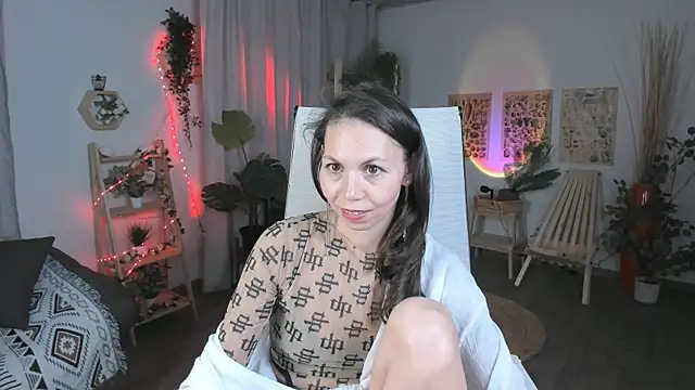 TrasyMorris' Live XXX Chat