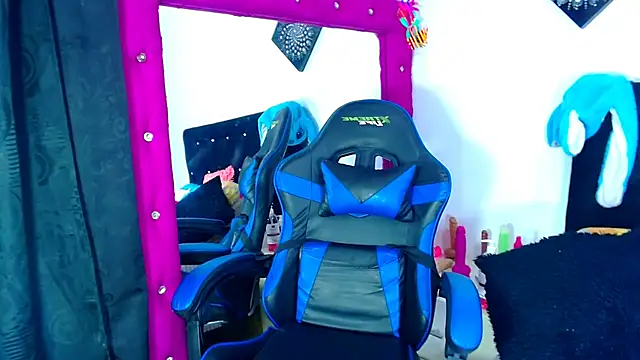 Jenng18's Live XXX Chat
