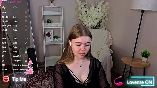 BlondeLina 라이브 XXX 채팅