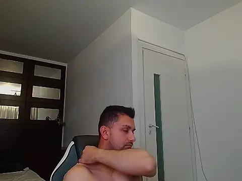 Онлайн чат XXX BryceReign