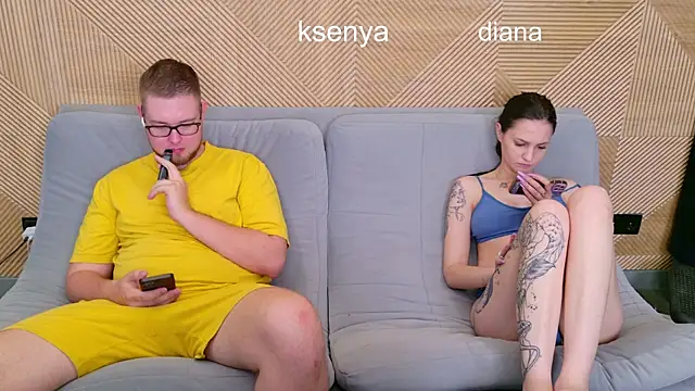 Ksenny 即時 XXX 聊天