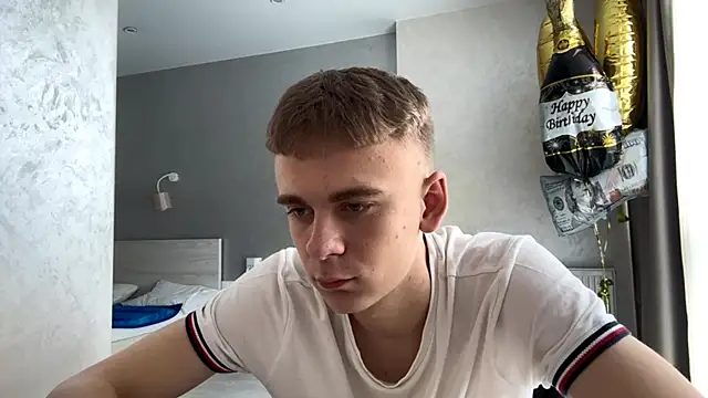 Вебкам-шоу SoloFury
