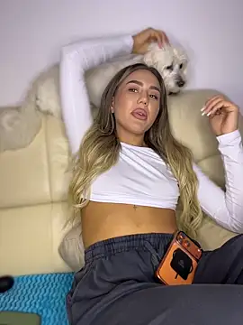 Živá chatovací místnost BarbieDoll13
