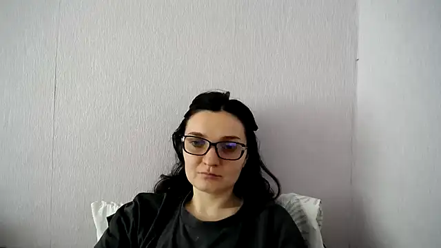 Shiny_gine's Live XXX Chat