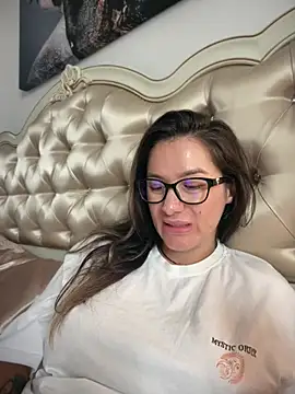 HotXMom_ Chat XXX live