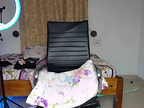 KlaraCandyn Live XXX chat