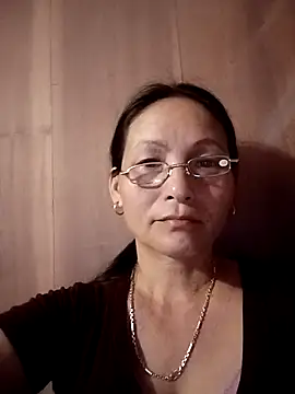 Chat +18 de Cucci07 ao vivo