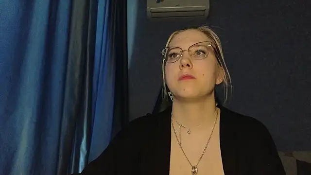 HotBrandyX Live XXX-Chat