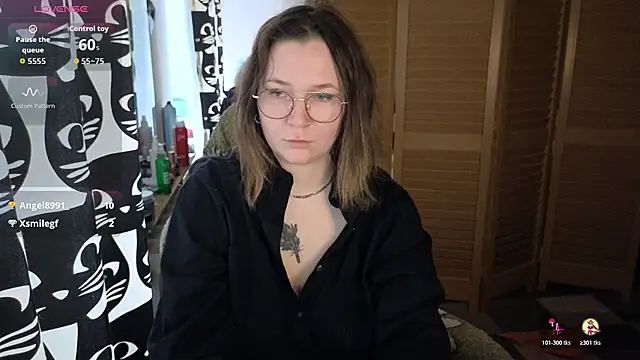 Ozalin_'s Live XXX Chat