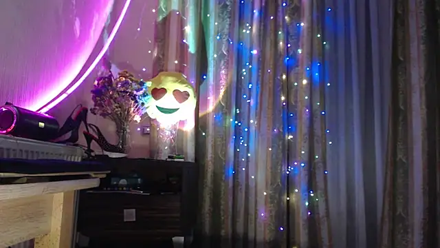 amorelara Webcam show