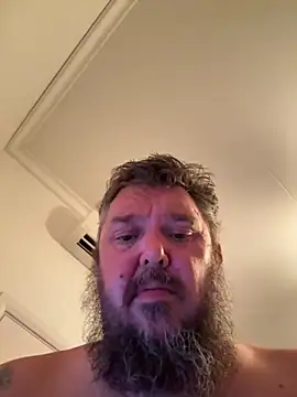 TatooedBear's Webcam Show
