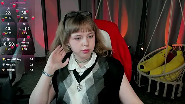 LeonaHicks Chat XXX live