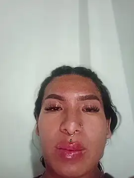 MeelFox Show in webcam