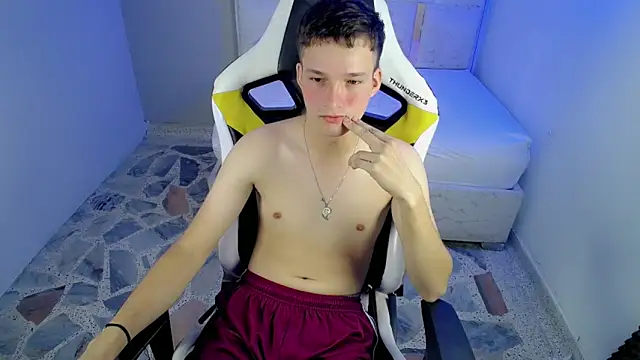 El_rubioo_ Webcamshow