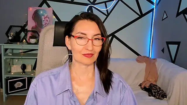 UnaTerra's Live XXX Chat