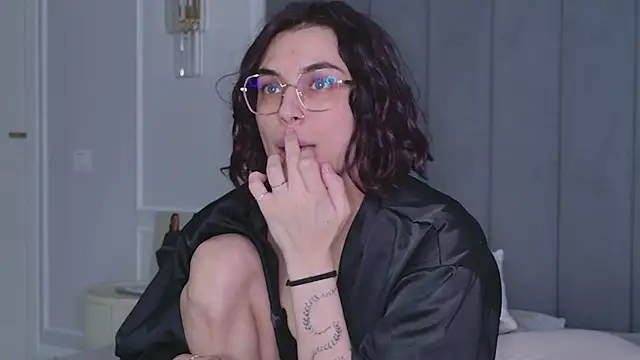 عرض كام VioletAsh