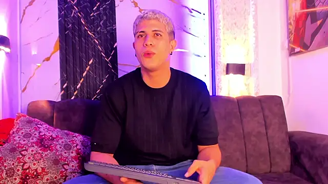 dominic_connor Webcamshow