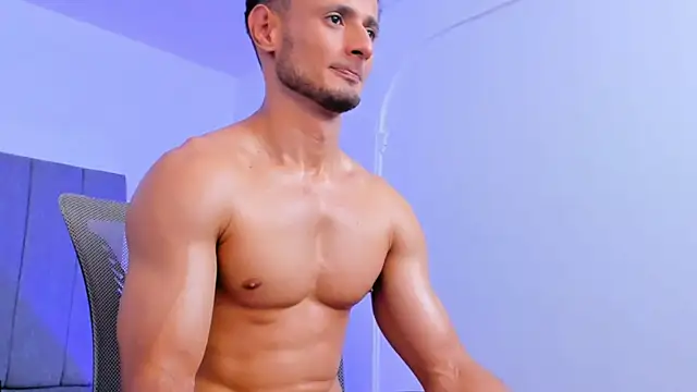 Adonys_Lewis_'s Live XXX Chat