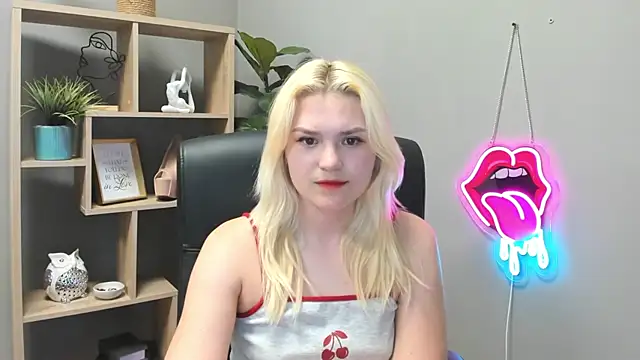 SweetLilyxo's Live XXX Chat