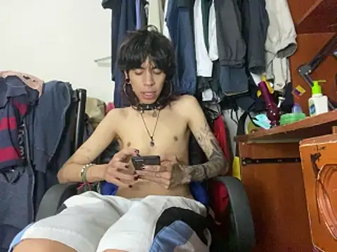 kirito_kun Adlı Modelin Web Kamerası Şovu