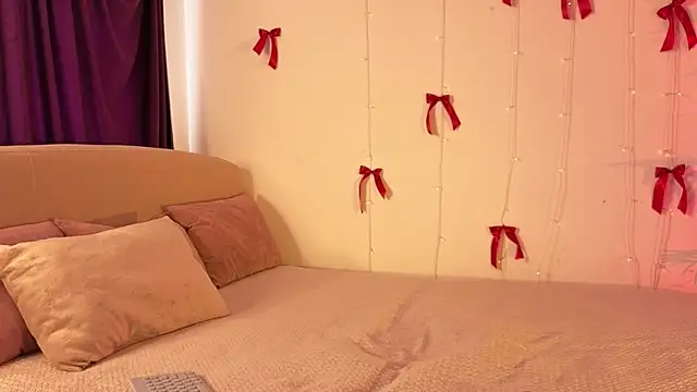 دردشة Britney_Swisss الجنسية المباشرة