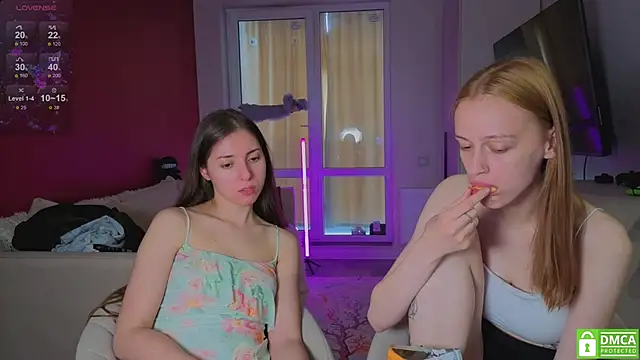 fcjuicy_pussyのウェブカメラショー