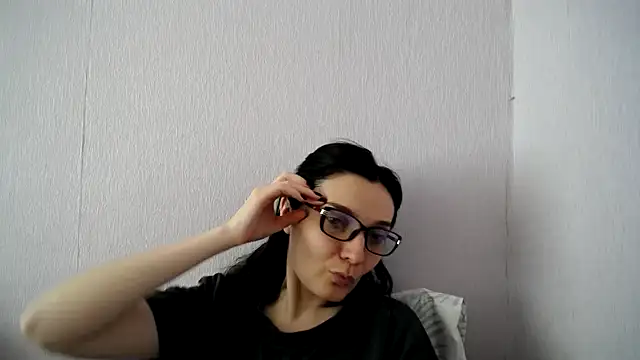 Shiny_gine Chat XXX in diretta