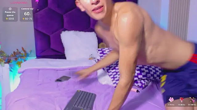 AndyJustgame_'s Live XXX Chat