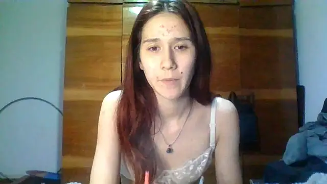 NickiKisinger Chat XXX in diretta