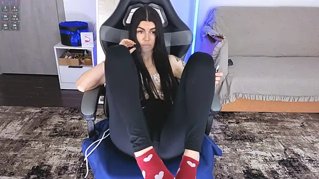 AnacondaOnn's Live XXX Chat