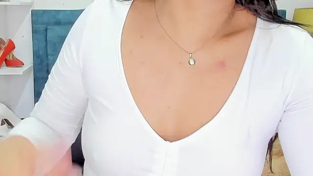 Chat XXX en directo de IsadoraVex