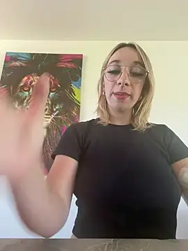 Chat +18 de Giuliana_baby ao vivo