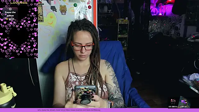 Chat XXX en directo de LisaFoxy_y