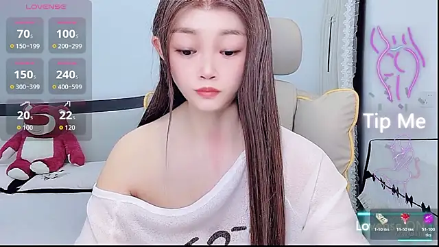 susu66888 网络视讯表演