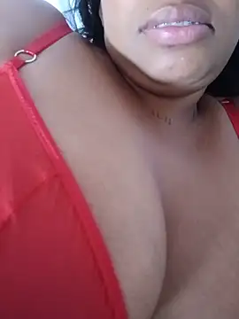 Chat XXX ao vivo de lia_mariana