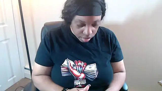 Sexymona1218 live XXX chat