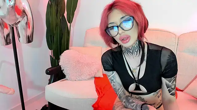 Cassy-Foxy Live XXX-Chat