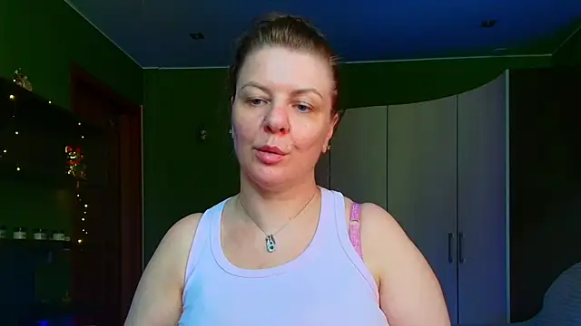Онлайн чат XXX VeronikawGold