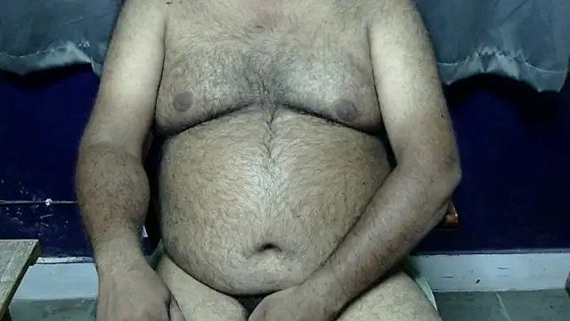 hairysubcub_70 Show Webcam