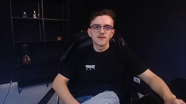 XXX chat uživo modela FelixStarkk