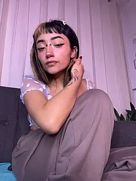 baby_akuma's Live XXX Chat