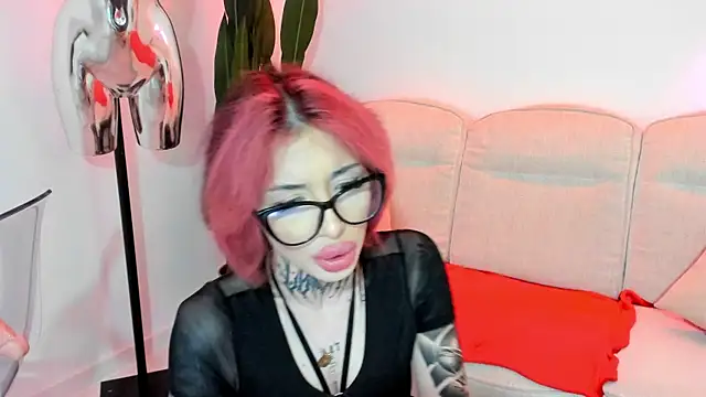 Cassy-Foxy Live XXX-Chat
