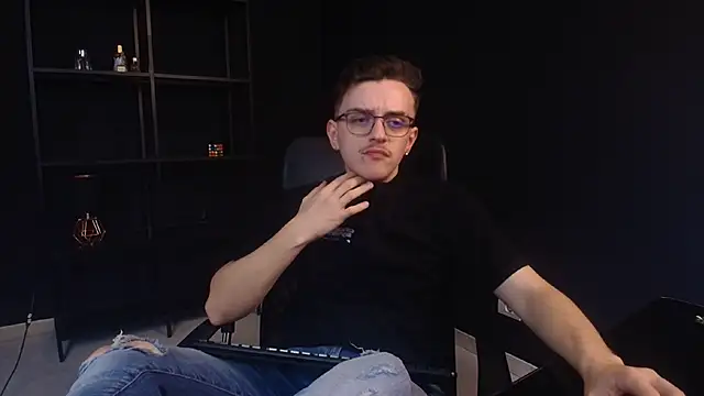 FelixStarkk Chat XXX live