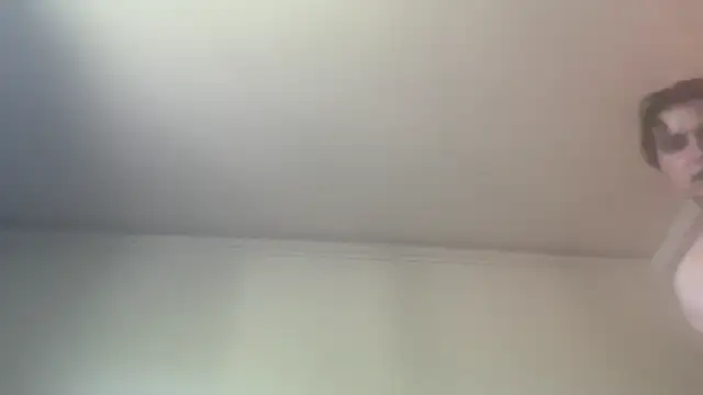 JeuneHot18 在線直播表演